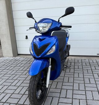 Suzuki Sixteen 125i, 2010 - 4