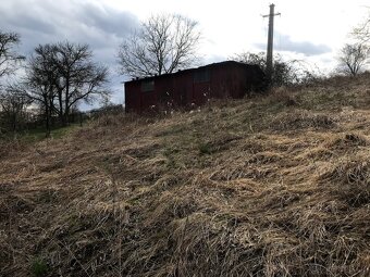 Prodej stavebního pozemku 1 141 m² Březůvky - 4
