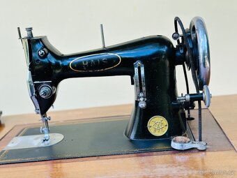 Retro šicí stroj HAIS - 4