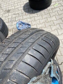 185/60 R15 4 KS Good Year - 4