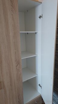 Šatní skříň - 4