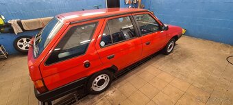 Skoda favorit forman červený - 4