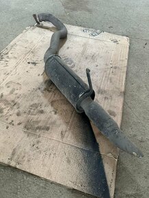 Prodám výfuk Nissan Patrol Y61 GU4, 3.0, 118kw, LWB - 4