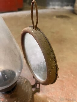 Stará petrolejová lampa se zrcátkem / petrolejka - 4