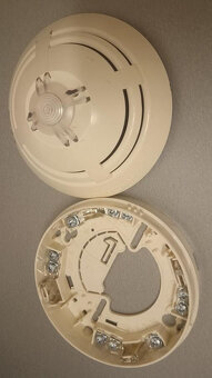 Eps kouřové čidlo (hlásič) + patice Esser 802371+ 805590 - 4