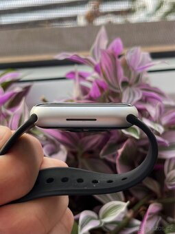 Apple Watch 8 45mm - 4