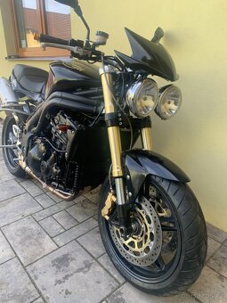 Triumph SPEED TRIPLE 1050 - 4