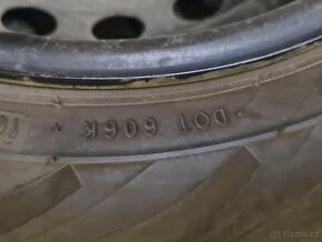 zimní pneu Nokian 185/65/15 + disky Renault Clio - 4