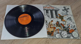 Newton Family – Marathon 1981 G+, VYPRANÁ Vinyl (LP) - 4