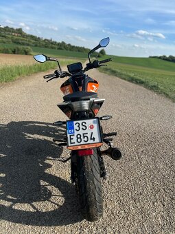 KTM Duke 390 - 4