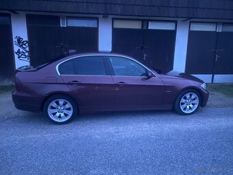 E90 330D - 4