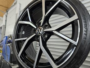 Letní ALU kola Vw Golf 8 R-line Estoril R19 - 4