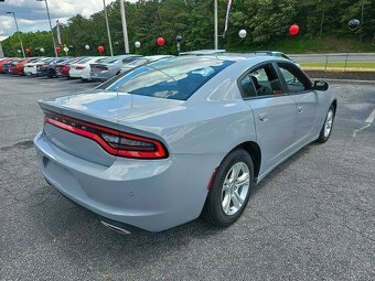 Dodge Charger 2021 - 4