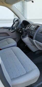 Volkswagen Transporter T5 - 4