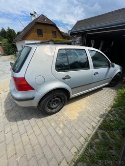 Golf 4 1.6SR nahradni Dily - 4
