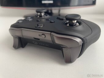 XBOX Elite Series 2 ovladač - 4