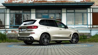 BMW X5 xDrive30d A/T - 4