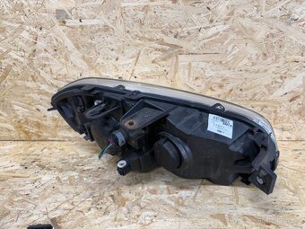 PŘEDNÍ SVĚTLA FIAT LINEA  51826739 / 51826738 - 4