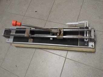 Řezačka obkladaček - 4