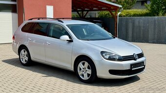 Volkswagen Golf Variant //1.6TDi//77kW//139TKM-SERVIS//1.MAJ - 4