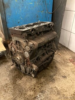 Blok motoru CUPA 2.0 RS 135kW - 4