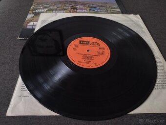 LP - PINK FLOYD - A Momentary Lapse Of Reason - 110540-1311 - 4