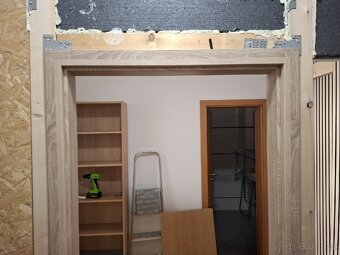 Dveřní křídlo s prosklením 80L a s kováním - 4