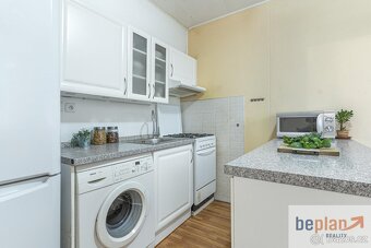 Prodej bytu 3+1, 69 m2, Bílinská - Prosek, - 4