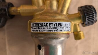 Redukční ventil kyslík + acetylén (autogen) - 4