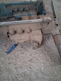 Hydraulické bourací kladivo - 4