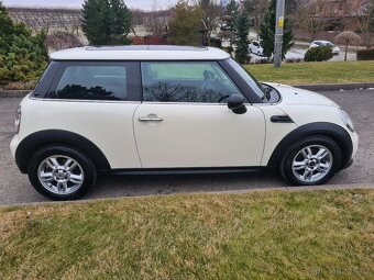 MINI ONE 1,6i 72 kW AUTOMAT PANORAMA - 4