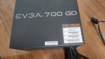 EVGA 700 GD, 80+ GOLD 700W - 4