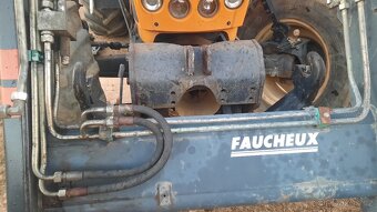 tarktor  john  deer -renault ergos - 4