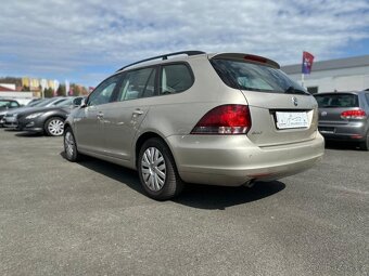 Volkswagen Golf - 4