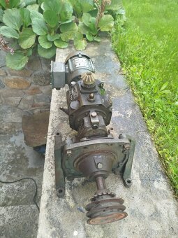 Elektro motor s hydro měničem - 4