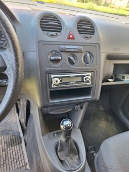 Volkswagen Caddy - 4