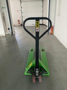 Paletový vozík 2500kg - 4