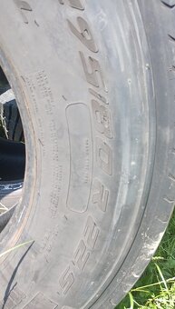 295/80R22,5 - 4