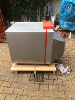 Prodám  kotel na olej  40 - 44  KW - 4