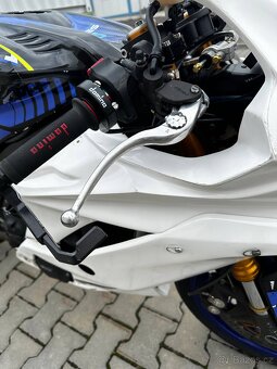 Yamaha YZF-R6 GYTR STK - okruhovka - 4