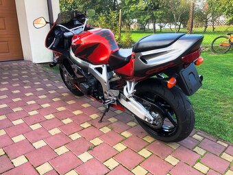 Honda CBR 900RR, SC33, originál lak, plně funkční - 4