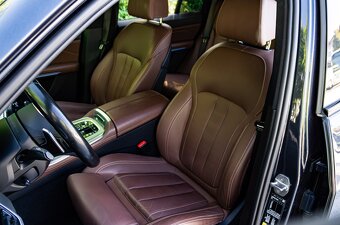 BMW X5 xDrive45e 290kW / TOP STAV / Harman/Kardon / FULL LED - 4