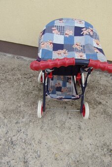 Dětský kočárek a taška na panenku - 4