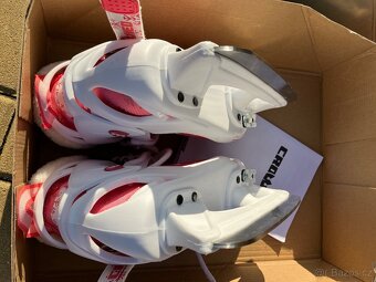 Brusle dívčí natavitelná  vel. 32-35 EU - 4