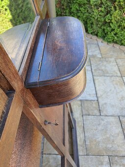 Věšák se zrcadlem - 4