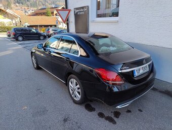 Mercedes C220d 4matic najeto 73000 Top stav - 4