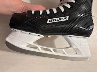 Brusle  Bauer NS v.40 - 4