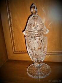 Broušený pohár s poklopem - 4