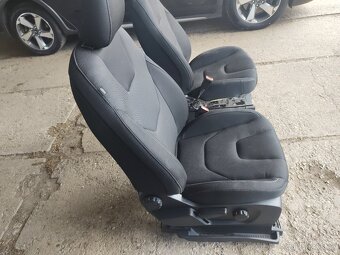 Ford Smax sedačky přední a třetí řada - 4