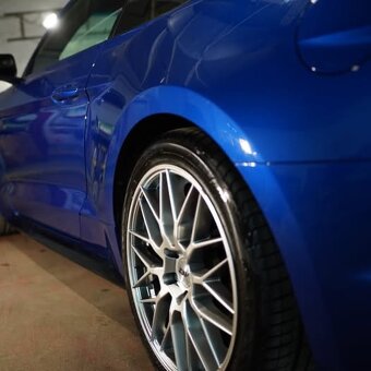 Ford mustang 2.3 ecoboost + zimní kola - 4